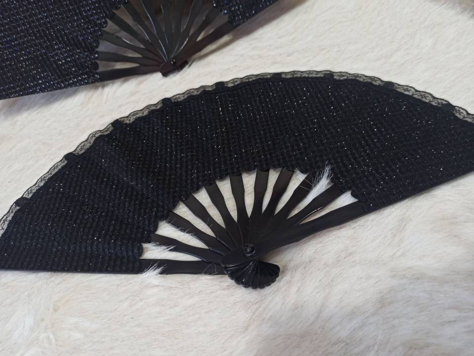 بادبزن مشکی مجلسی طرح سیلک شیک و لاکچری مناسب مجالس و مهمانی